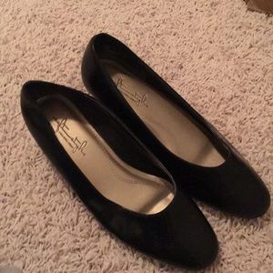 Soft Style by Hush Puppies low black heel